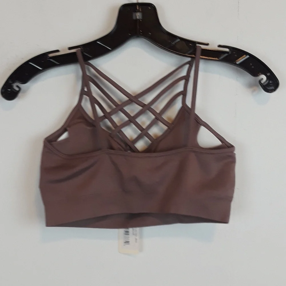 Yelete nwt active